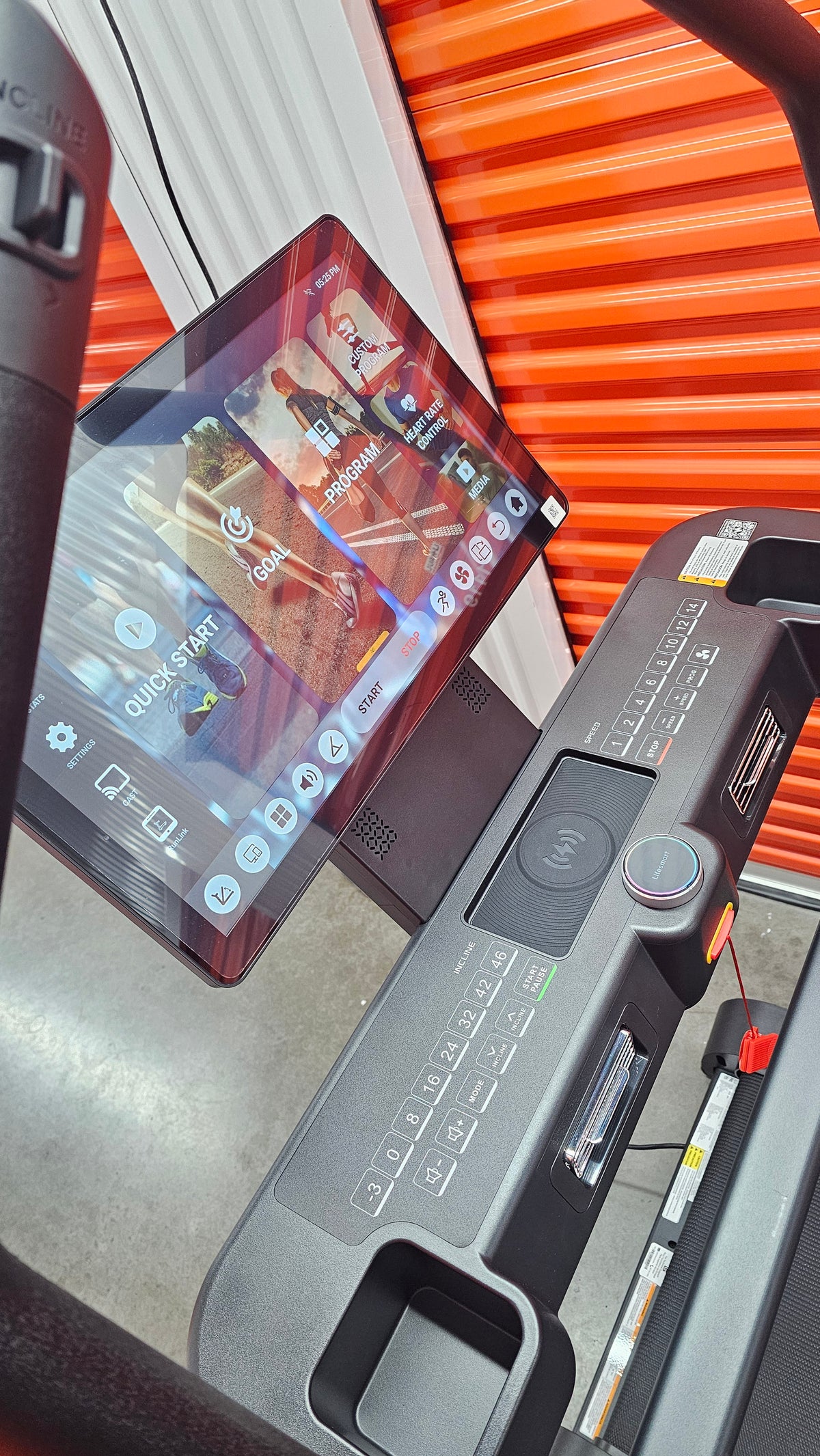 Used LifeSmart IC22T Incline Treadmill – photo 2