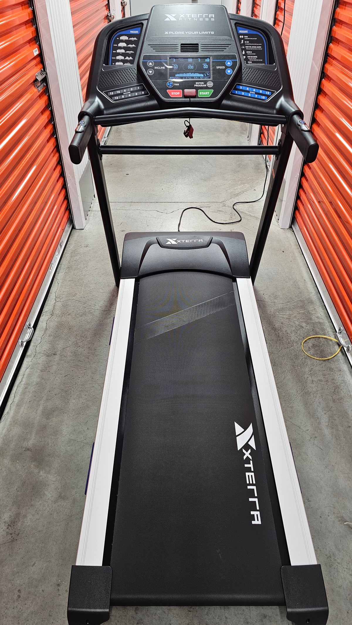 Xterra TR85 Treadmill – photo 5